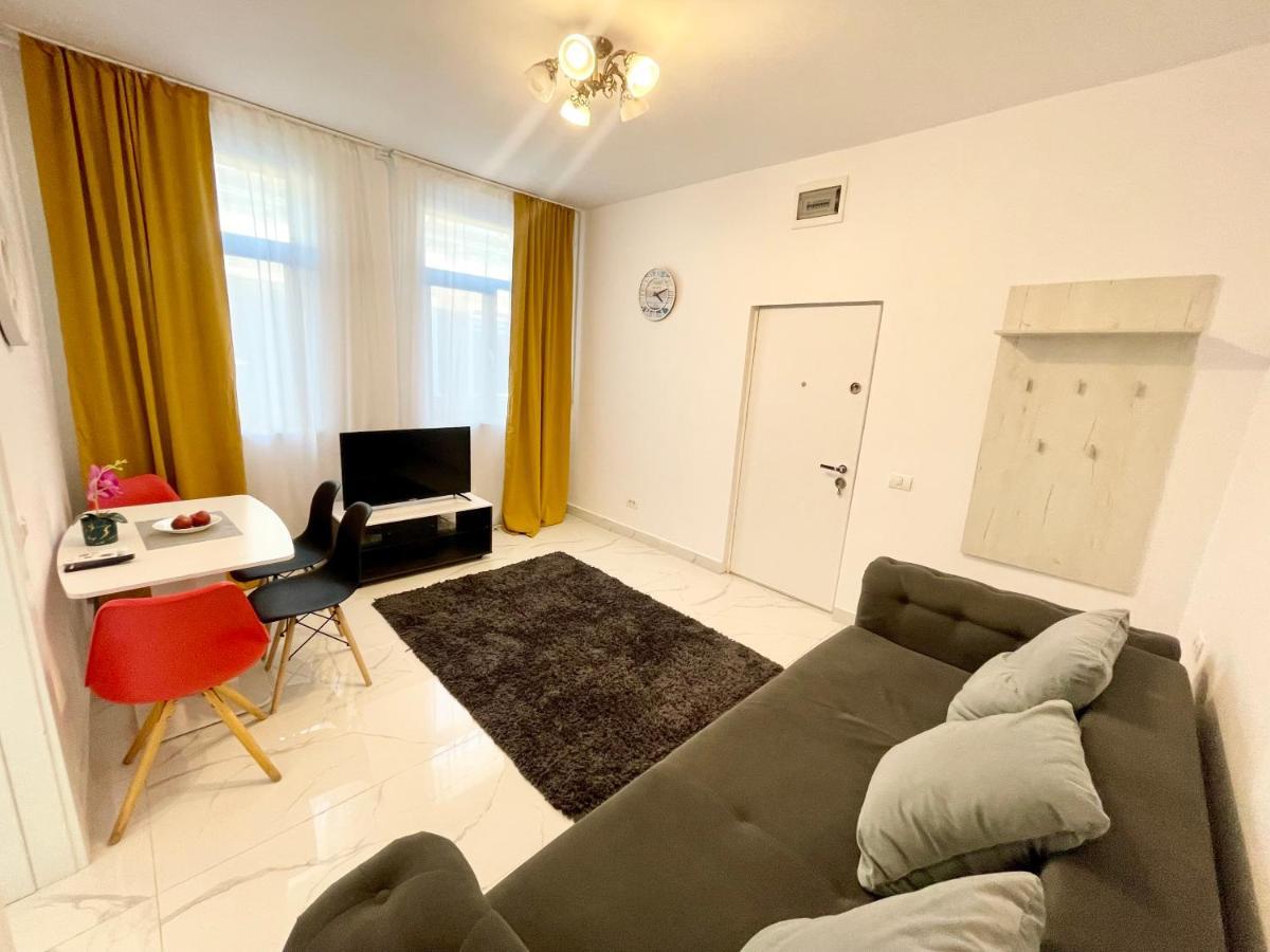4 City Bukurešť Exteriér fotografie